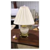 LENOX QUOIZEL TABLE LAMP W/POLISHED BRASS STAND