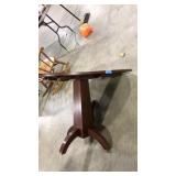 WOOD DROP LEAF TABLE