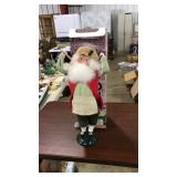 BYERS CHOICE WORKSHOP SANTA