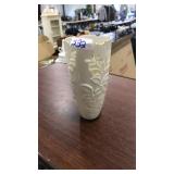 LENOX CHINA WESTBURY SMALL VASE