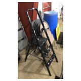 3FT FOLDING LADDER