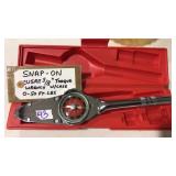 SNAP ON 3/8' TORQUE WRENCH W/ CASE