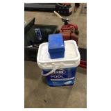 CHLORINATING TABLETS BY CLOROX & POOL TESTING KIT