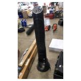 FLOOR FAN