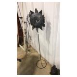 PUNCHED METAL STAR LANTERN W BASE