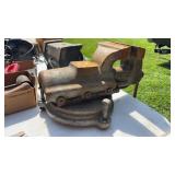 BENCH MOUNT VISE, 6' JAW