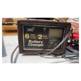BATTERY CHARGER