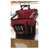 SOFT COOLER WITH FOLDING DOLLY