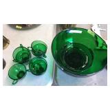 ANCHOR HOCKING GREEN DEP. GLASS PUNCH BOWL SET
