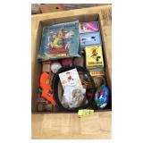 FLAT OF ANTQ. TOYS