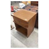 BASSET FURNITURE NIGHT STAND