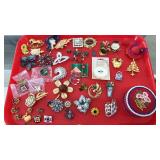 FLAT OF ASST. PINS AND BROOCHES