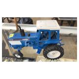 FORD TW-25 DIE CAST TRACTOR