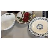 2 DECORATIVE CENTERPIECE BOWLS & PLATE