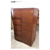 VNTG. WOOD CHIFFEROBE