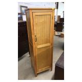 OAK FREESTANDING PANTRY