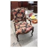 VNTG. FLORAL UPHOLSTERED ARM CHAIR
