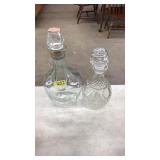 2 GLASS DECANTERS: JACK DANIELS & CLEAR GLASS