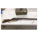 DAISY BB GUN