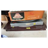 LOT OF GLASS PARTY PLATTERS & CAKE TRAY