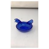 VNTG. COBALT BLUE HEN ON NEST
