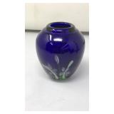 VNTG. HANDBLOWN COBALT BLUE GLASS VASE