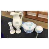 VNTG. BLUE HEART SPONGEWARE DISHES
