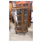 VNTG.BOWFRONT CURIO CABINET W/STAIN GLASS ACCENTS