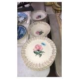 AMERICAN LIMOGES PLATES AND BOWLS: PINK FLOWER