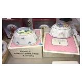 2 CORDON BLEU PORCELAIN MOULDS