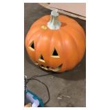 JACK-O-LANTERN LIGHTED OUTDOOR DECOR