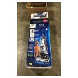 BISSELL 2 IN 1 VACUUM, NIB