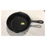 CAST IRON SKILLET, NO.5