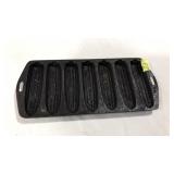CAST IRON CORN BREAD PAN