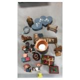PRIMITIVE WOOD DOLL HOUSE DECOR