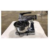 VNTG. SUN BEAM MIX MASTER MIXER W/BOWLS
