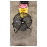 FLOOR FAN