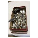 LOT OF SILVERPLATE FLATWARE