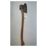 Sï¿½ter Hewing Axe, Wooden Handle, Steel Head