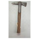 Perks No. 1054 Fireman's Hatchet, Wood Handle