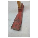 Grub Hoe with Alloy Marked Head