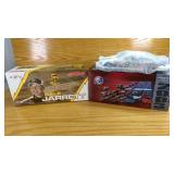 Dale Jarrett #88 UPS 2003 Ford Taurus 1:24...