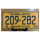 1952 Minnesota License Plate 209-282, 10,000...