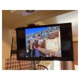 24" Hitachi TV with Mount & Remote, works
