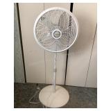 Lasko Pedestal Fan, works