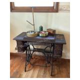 Singer Cabinet & Notions, no machine