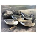 Decoys Unlimited & Big Foote Geese Decoys & Bag