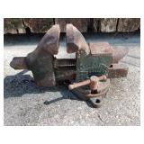 Littlestown No. 25 Vise, 3 3/4", repair to base