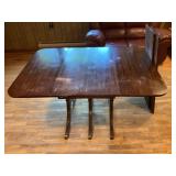 Drop Leaf Table & 2 Leaves