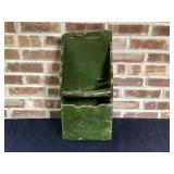Decorative Green wood grain scoop